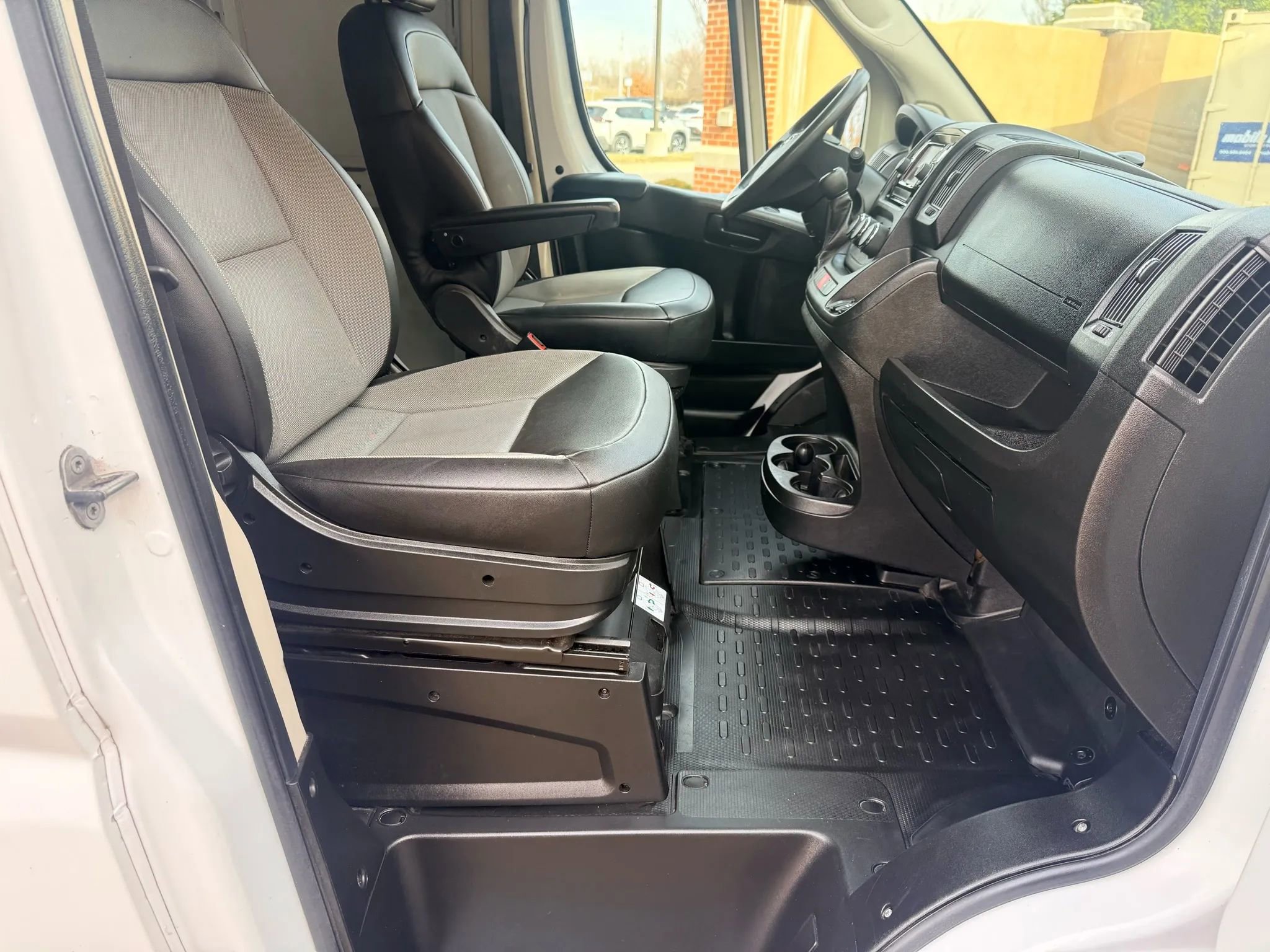 Used 2020 RAM ProMaster 1500 FWD image 26