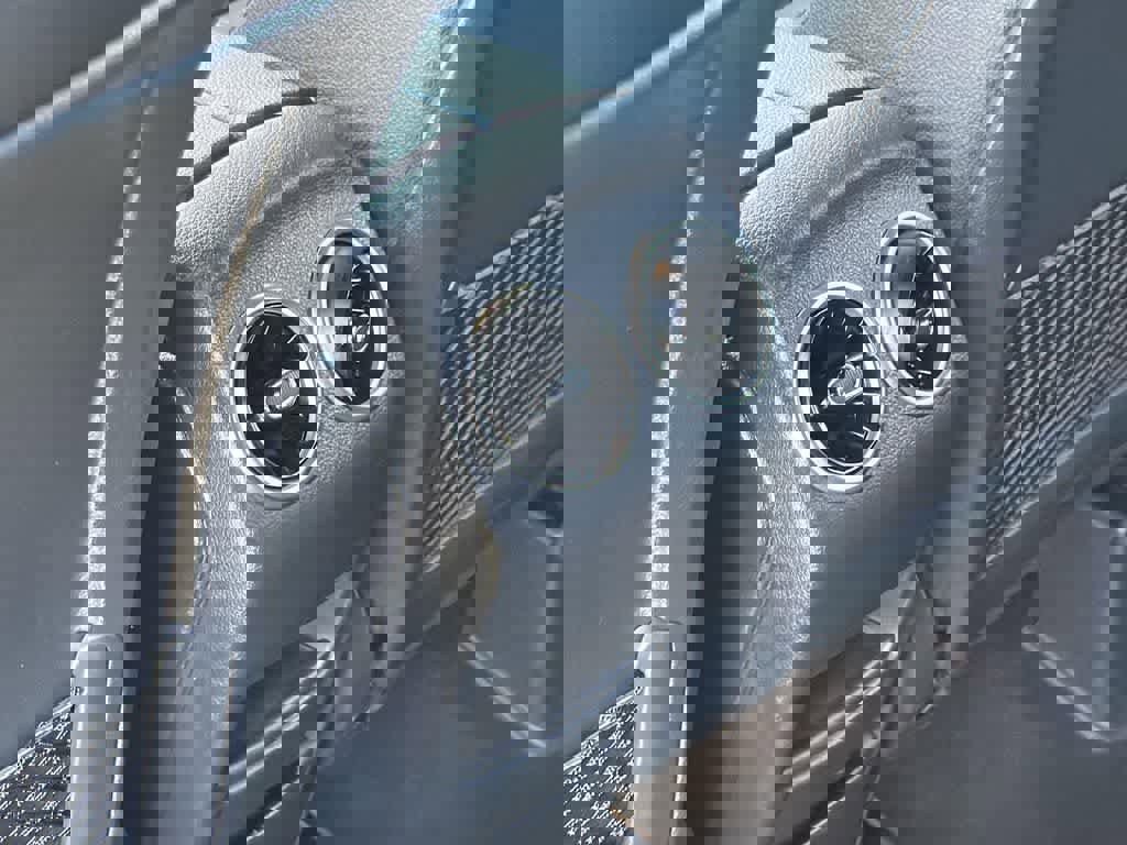 Used 2021 Mercedes-Benz GLA 250 image 29