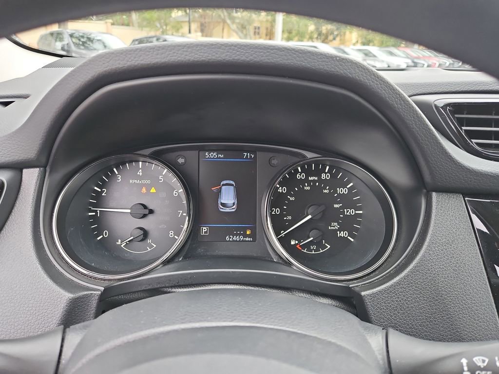 Used 2021 Nissan Rogue Sport S image 19