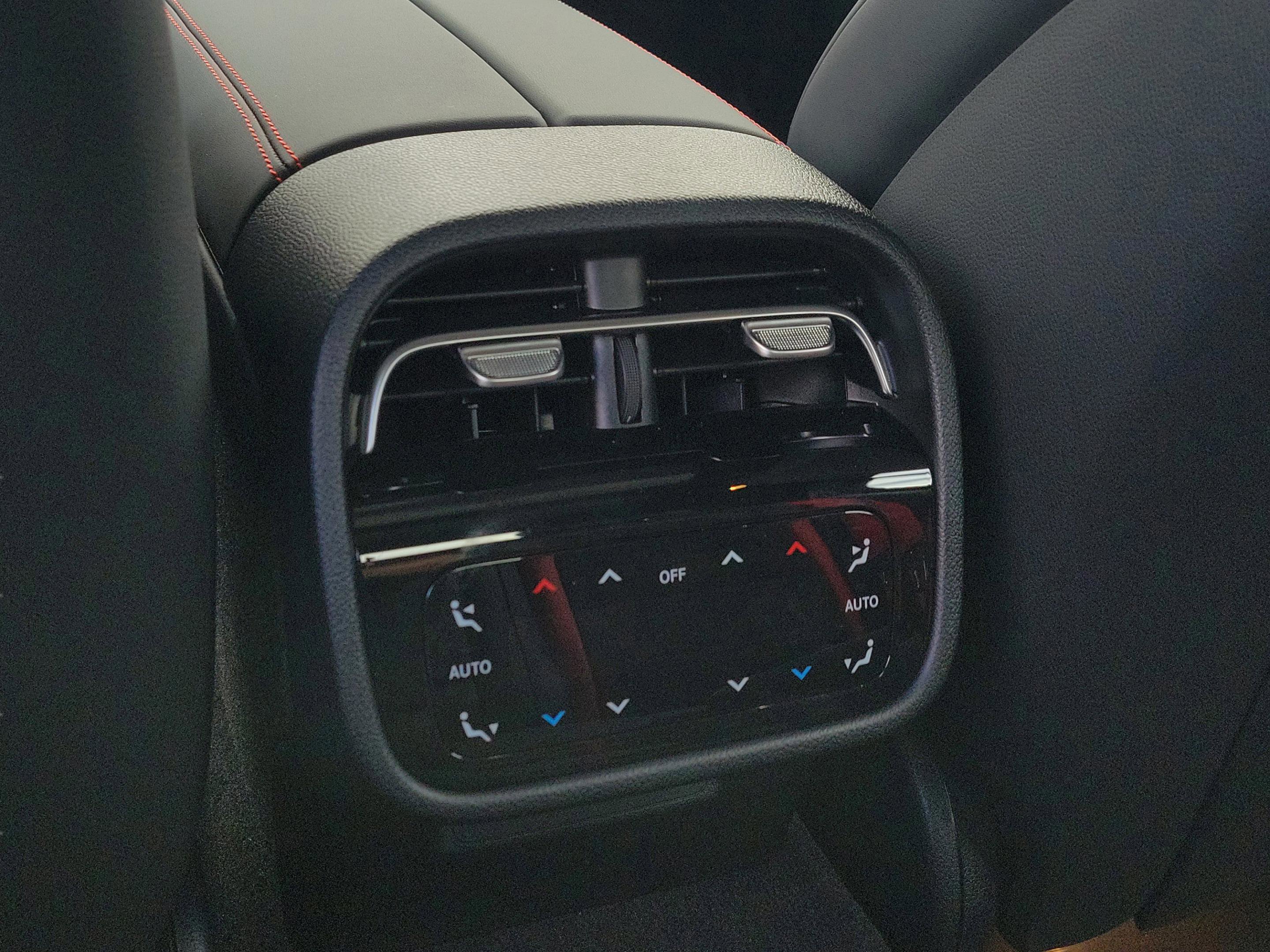 New 2026 Mercedes-Benz E 53 AMG e 4MATIC Sedan image 8