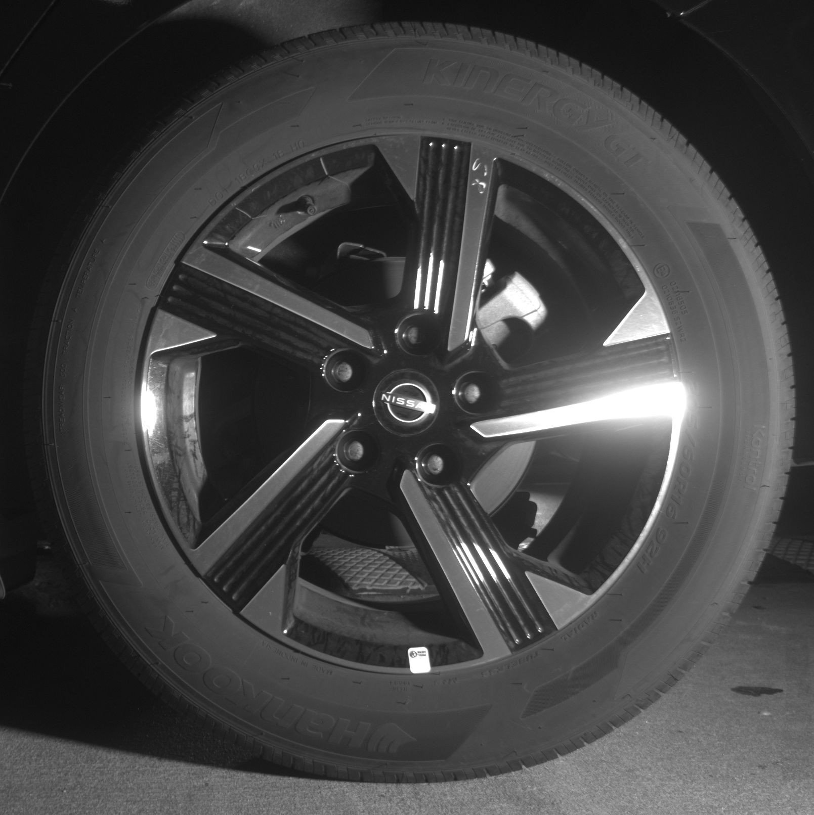 Used 2025 Nissan Sentra SV image 14