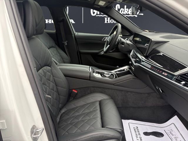 Used 2026 BMW X6 xDrive40i w/ Climate Comfort Package image 15