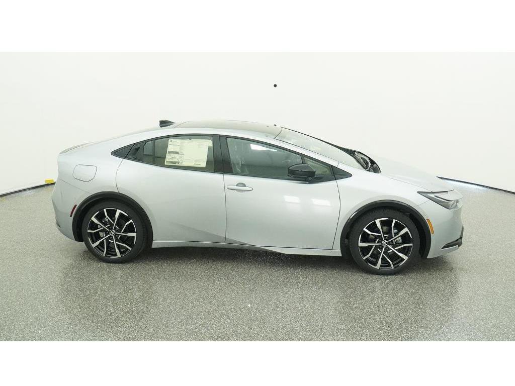 New 2026 Toyota Prius Plug-In Hybrid image 11