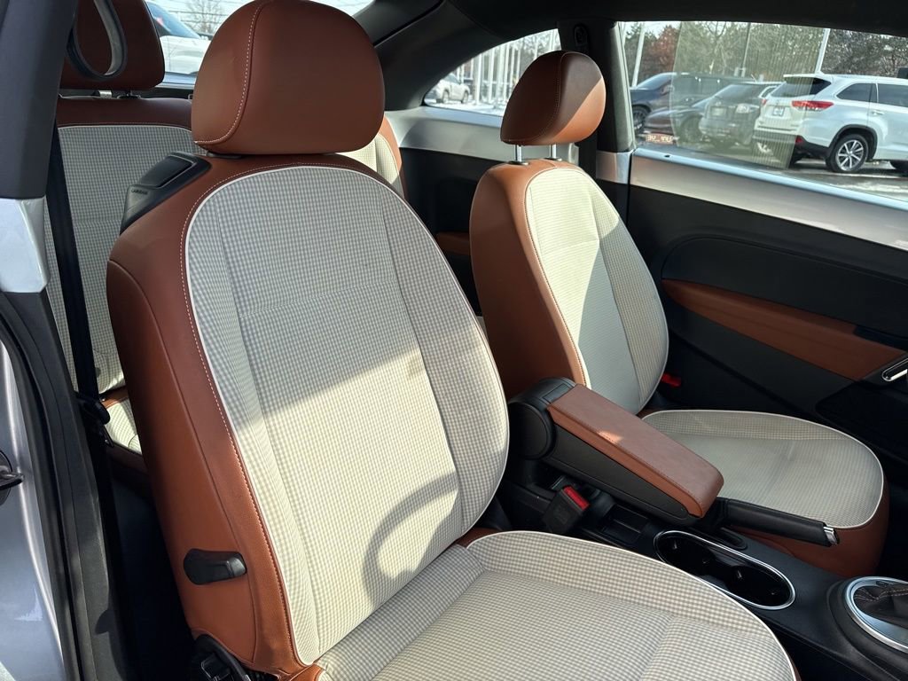 Used 2015 Volkswagen Beetle 1.8T Classic image 21