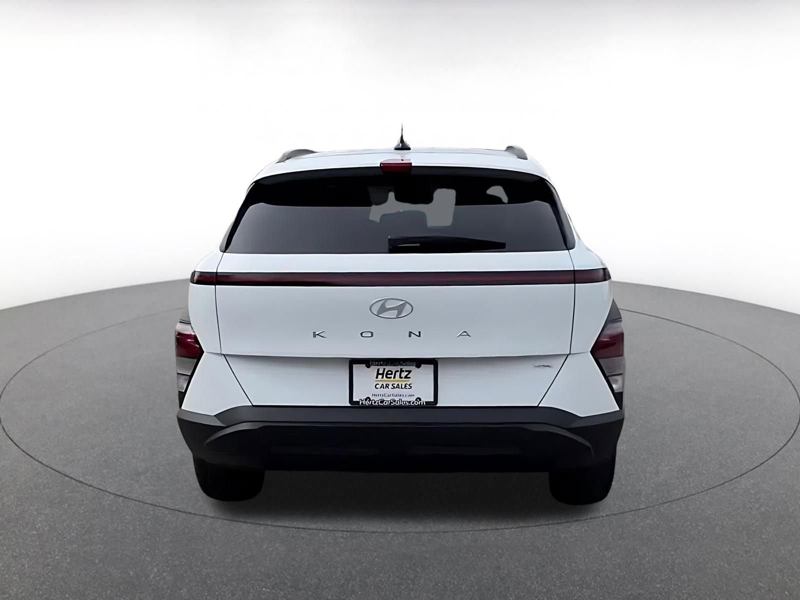 Used 2025 Hyundai Kona SEL image 12