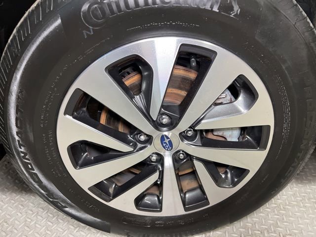 Used 2021 Subaru Outback Premium image 23