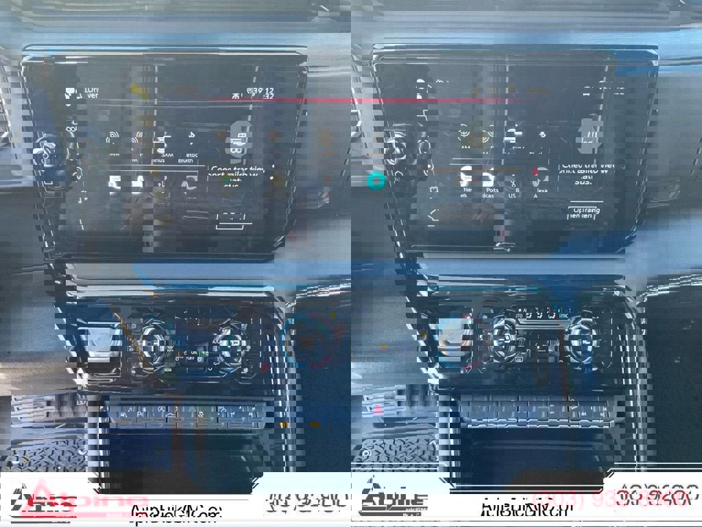 Used 2024 GMC Sierra 1500 AT4X image 11