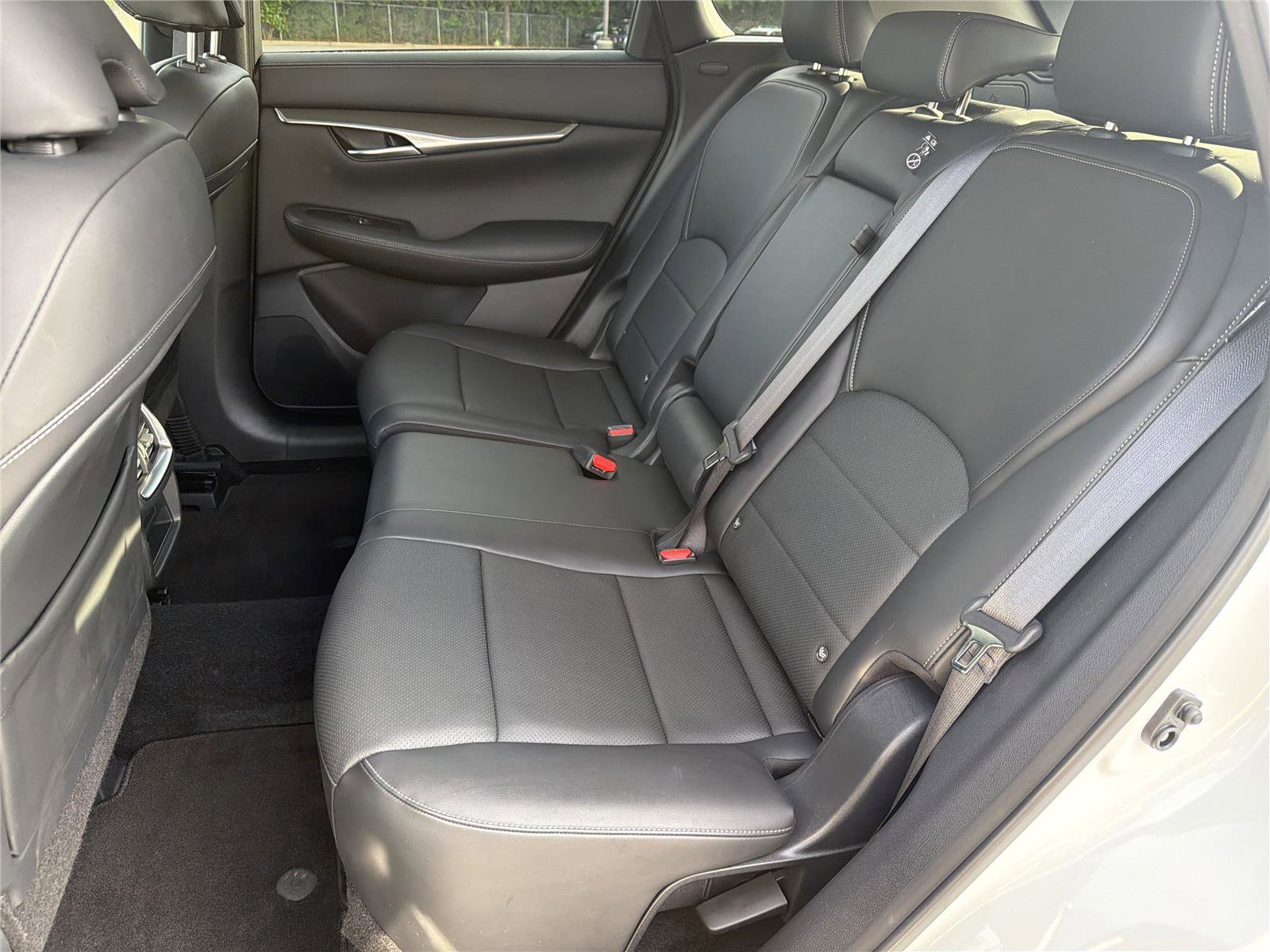 Used 2024 INFINITI QX50 Luxe AWD/4WD image 24