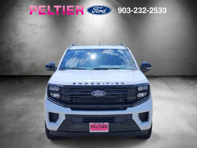 New 2027 Ford Expedition Platinum w/ Stealth Appearance Package AWD/4WD image 2