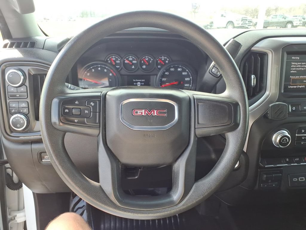 Used 2024 GMC Sierra 2500 Pro w/ Convenience Package AWD/4WD image 9
