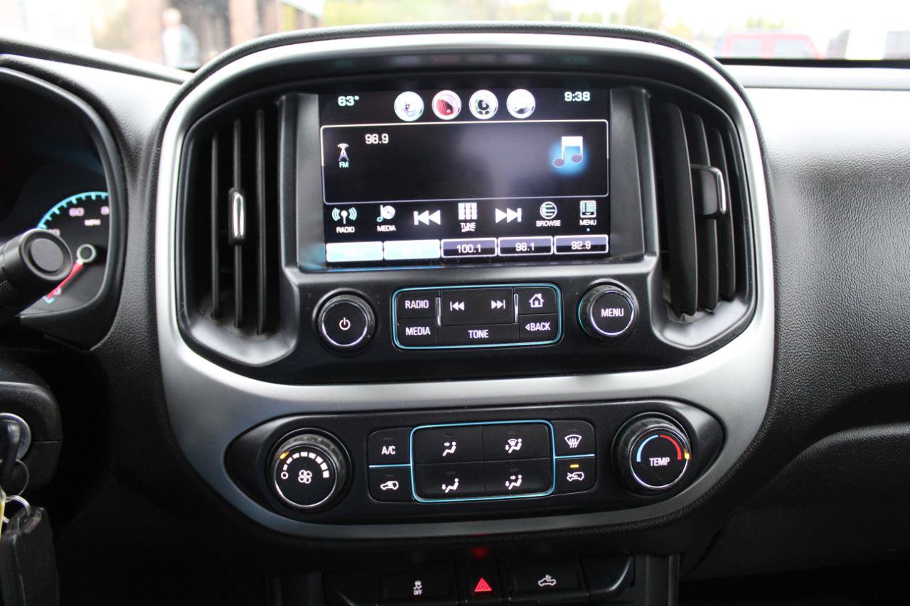 Used 2016 Chevrolet Colorado LT AWD/4WD image 15