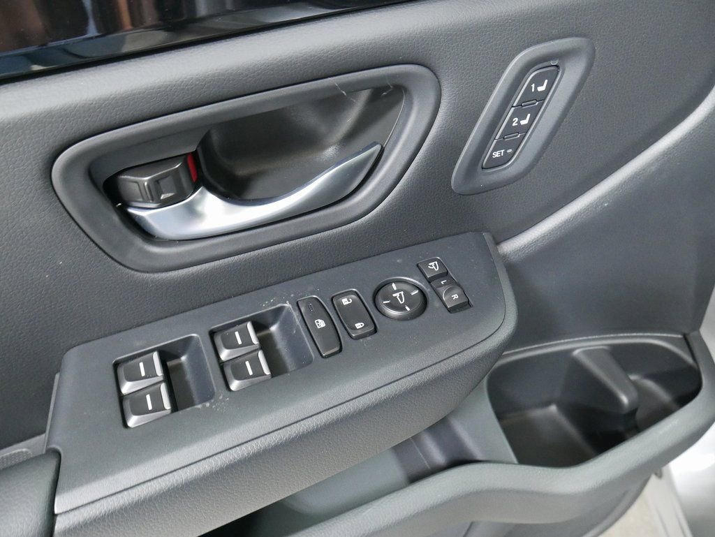 New 2025 Honda Pilot TrailSport image 13