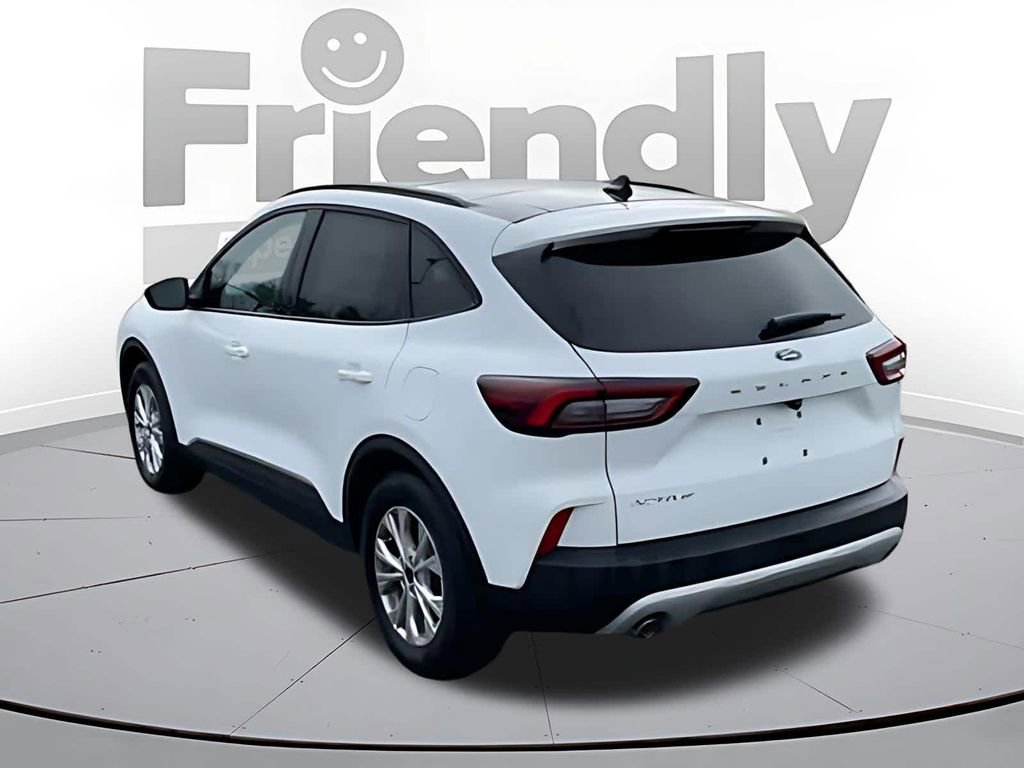 New 2025 Ford Escape Active w/ Cold Weather Package FWD image 6