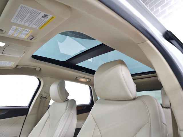 Used 2016 Lincoln MKC Reserve w/ Lincoln MKC Climate Package AWD/4WD image 17