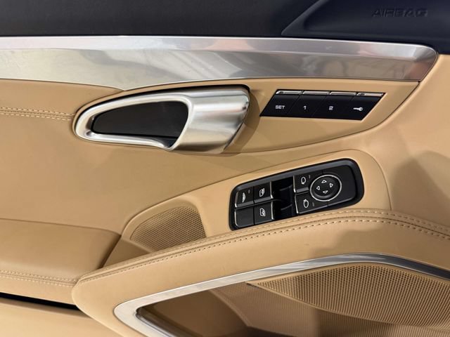 Certified 2017 Porsche 911 Carrera 4S AWD/4WD image 32