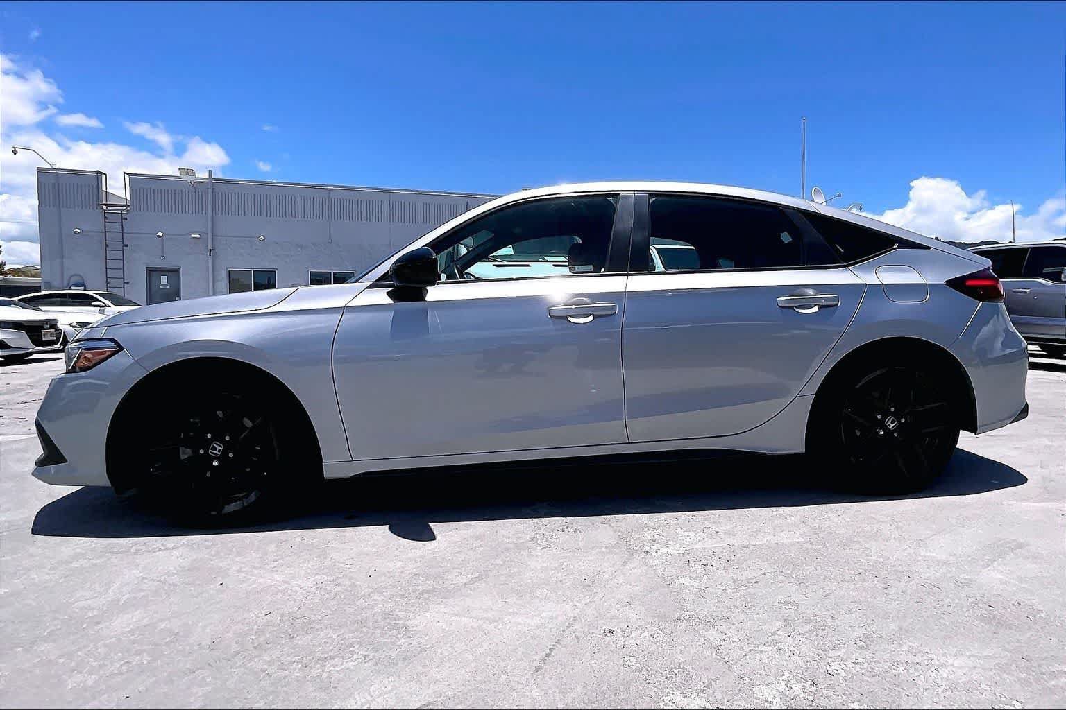 Used 2022 Honda Civic Sport image 3
