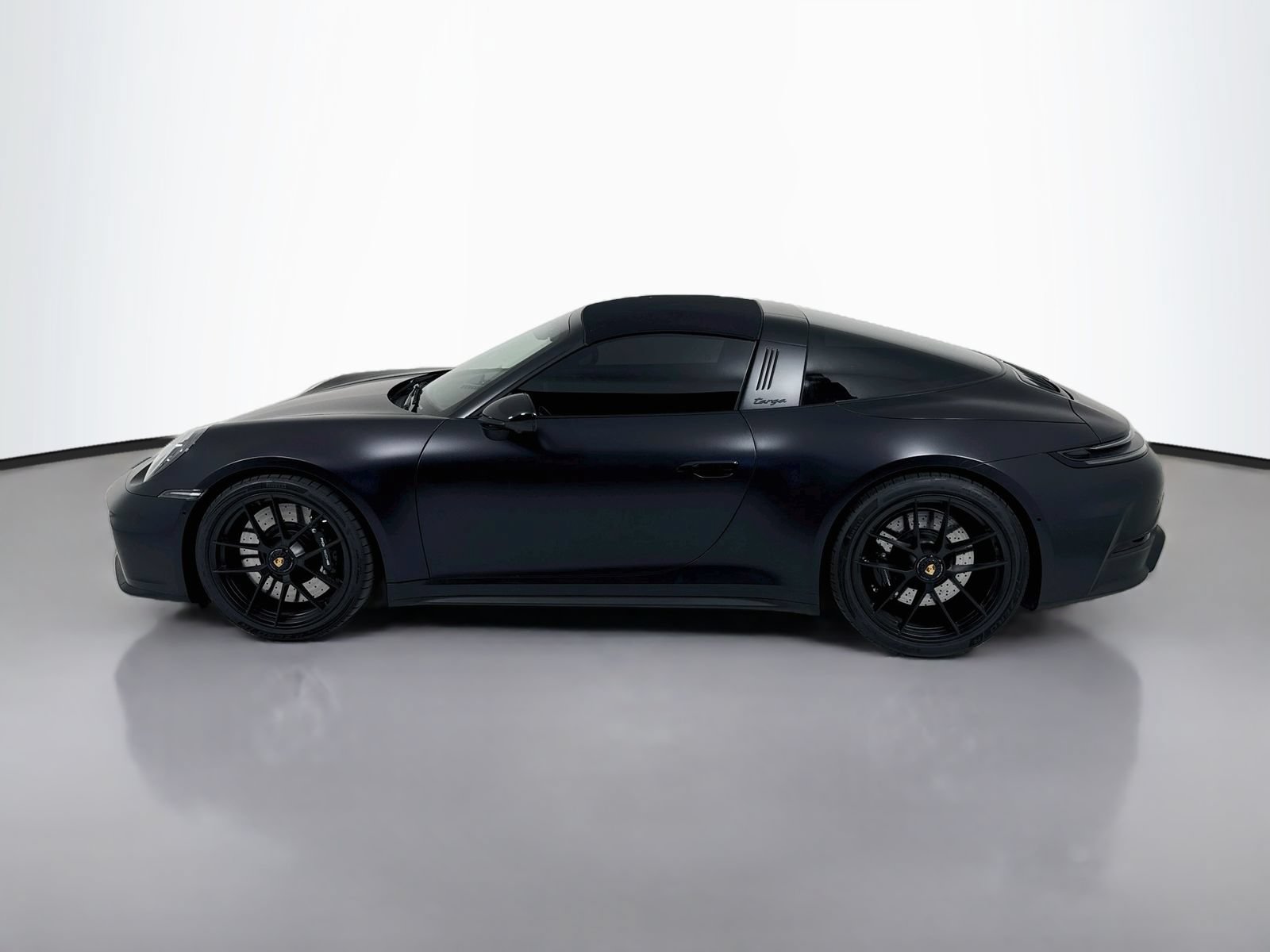 Used 2026 Porsche 911 Targa 4 GTS AWD/4WD image 4