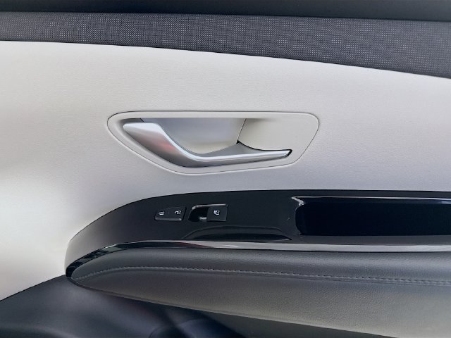Used 2023 Hyundai Tucson Limited FWD image 30