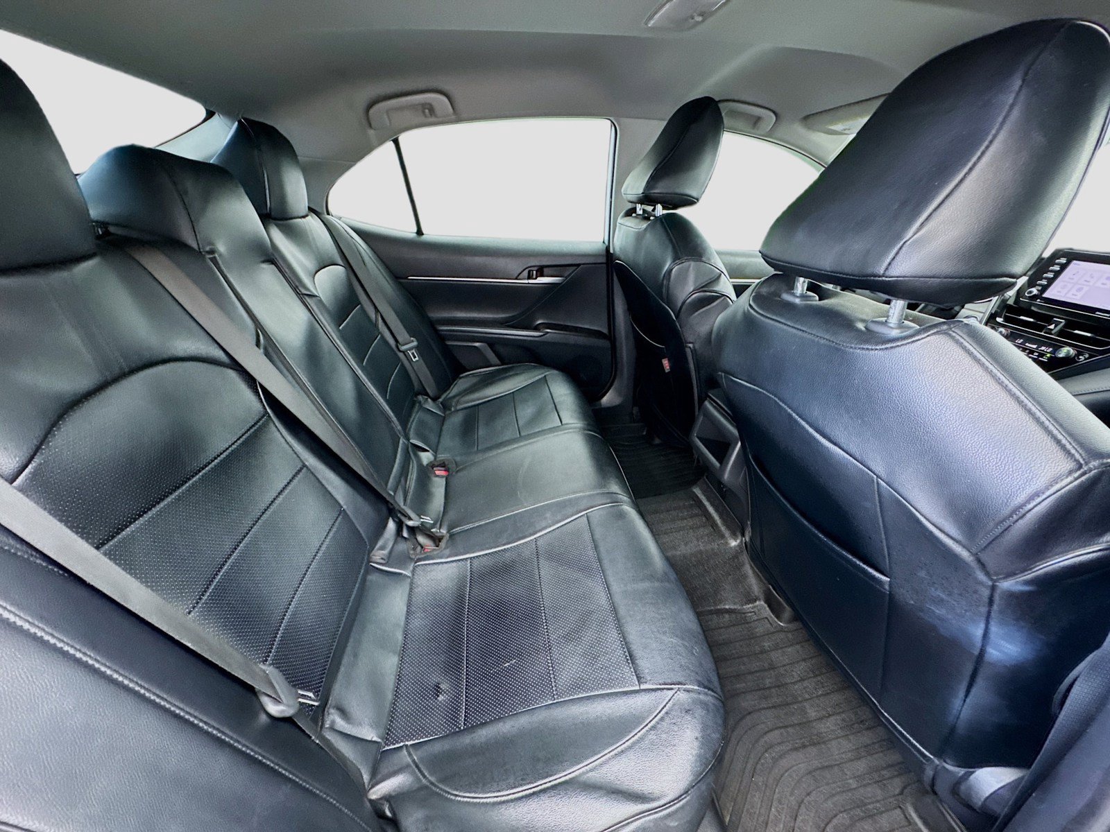 Used 2024 Toyota Camry LE FWD image 17