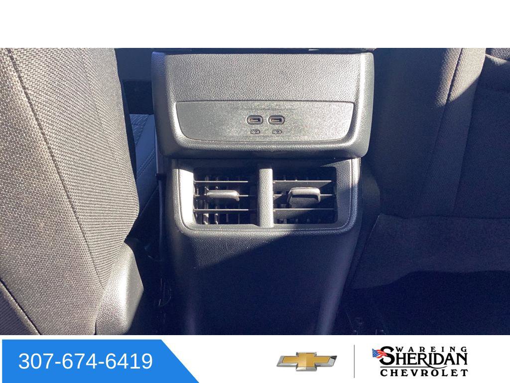 Used 2025 Chevrolet Equinox LT image 29
