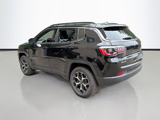 New 2026 Jeep Compass Limited w/ Sun, Sound & Navigation Group AWD/4WD image 8