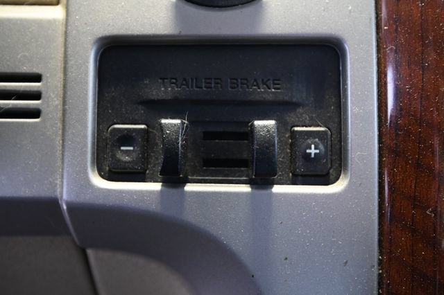 Used 2010 Ford F150 Lariat AWD/4WD image 21
