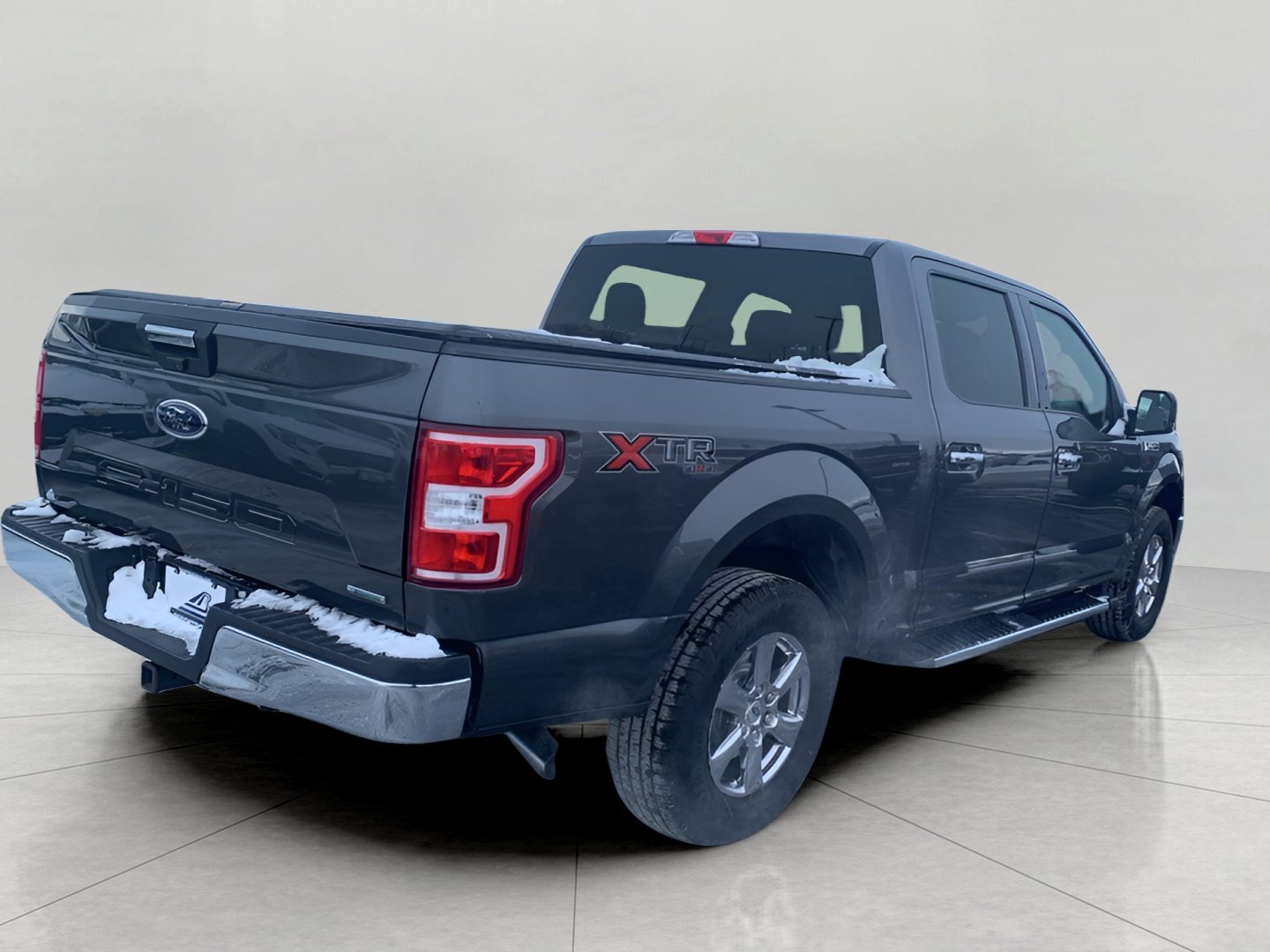 Used 2019 Ford F150 XLT w/ Equipment Group 301A Mid image 5