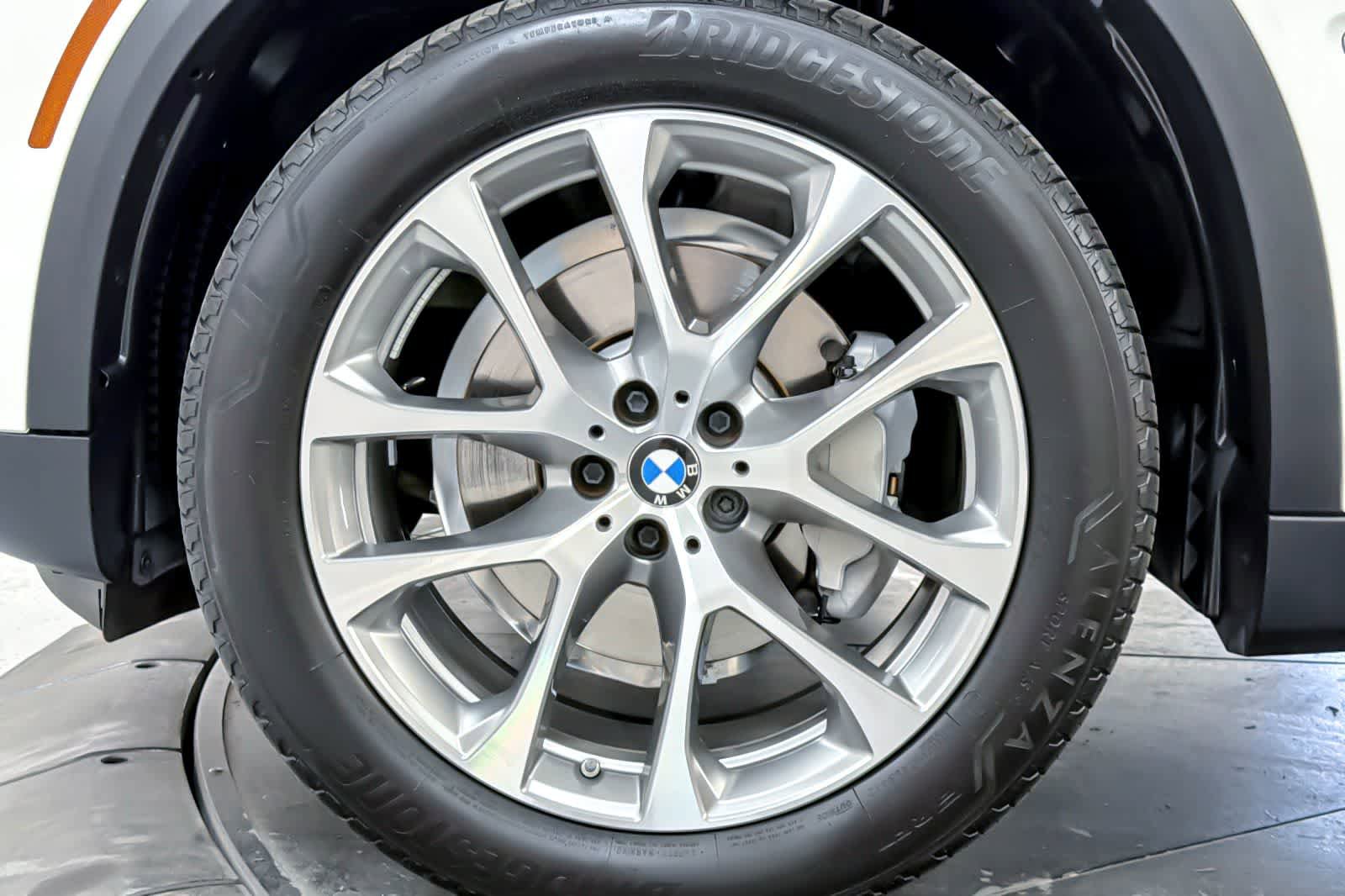 Certified 2023 BMW X5 xDrive40i w/ Premium Package AWD/4WD image 27