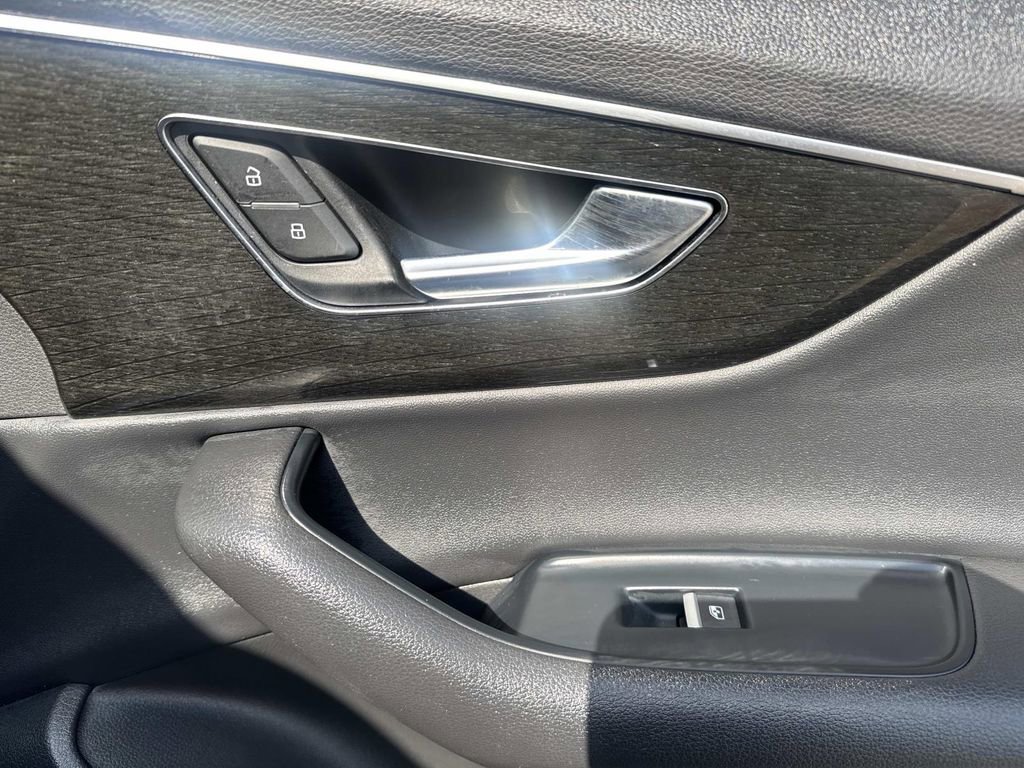 Used 2021 Audi Q7 2.0T Premium Plus w/ Premium Plus Package image 17