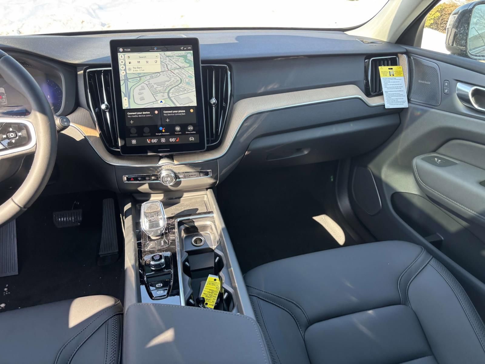 New 2026 Volvo XC60 B5 Plus w/ Protection Package Premier image 30