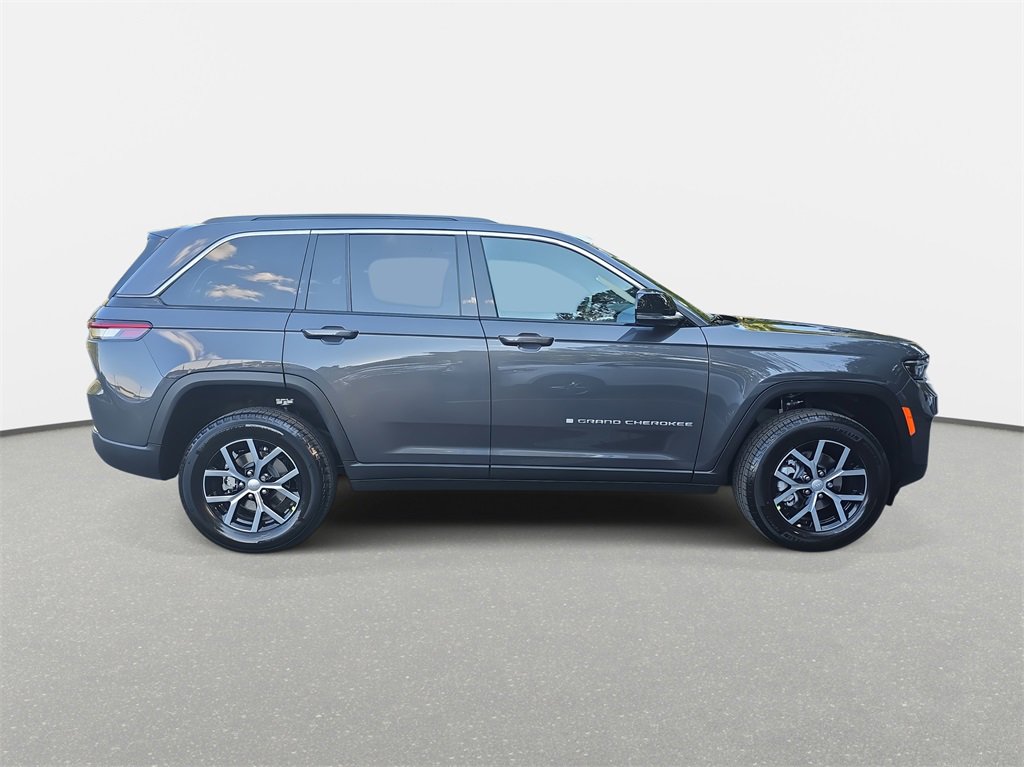 New 2025 Jeep Grand Cherokee Limited image 4
