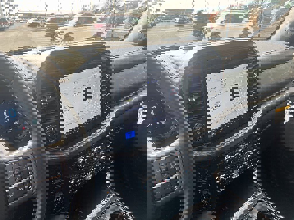 New 2026 Ford F150 Lariat w/ Equipment Group 502A High image 21