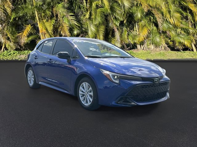 Used 2026 Toyota Corolla SE FWD image 2