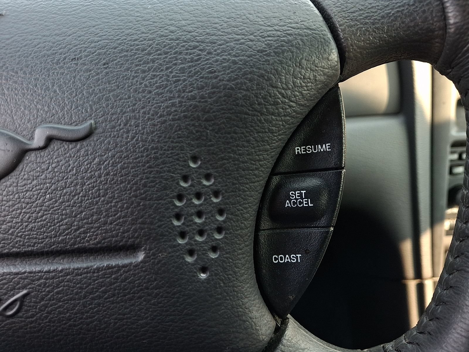 Used 2002 Ford Mustang GT RWD image 23