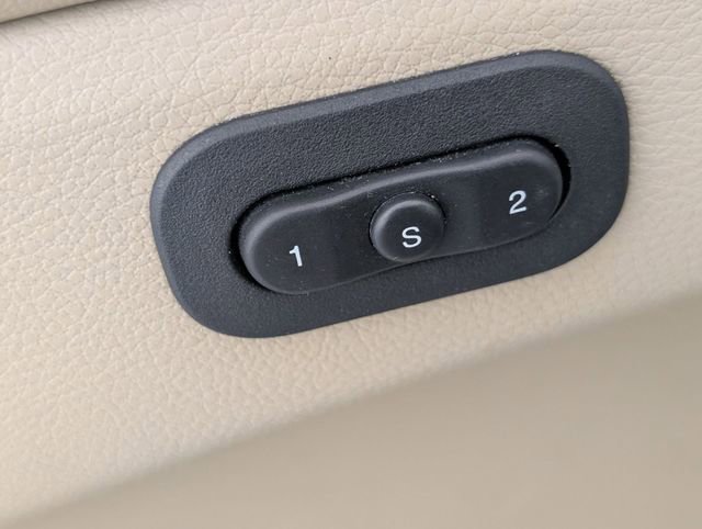 Used 2015 Jeep Grand Cherokee Limited w/ Trailer Tow Group IV image 11