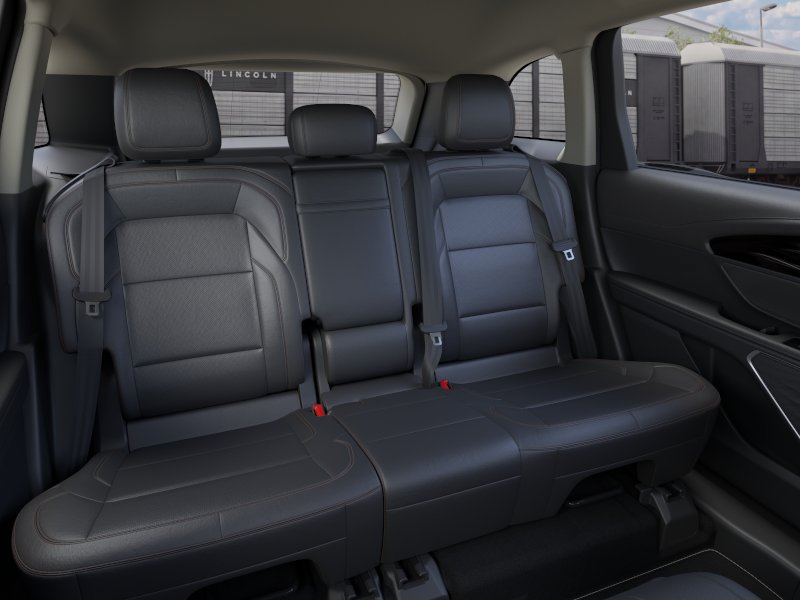 New 2026 Lincoln Nautilus Premier AWD/4WD image 11