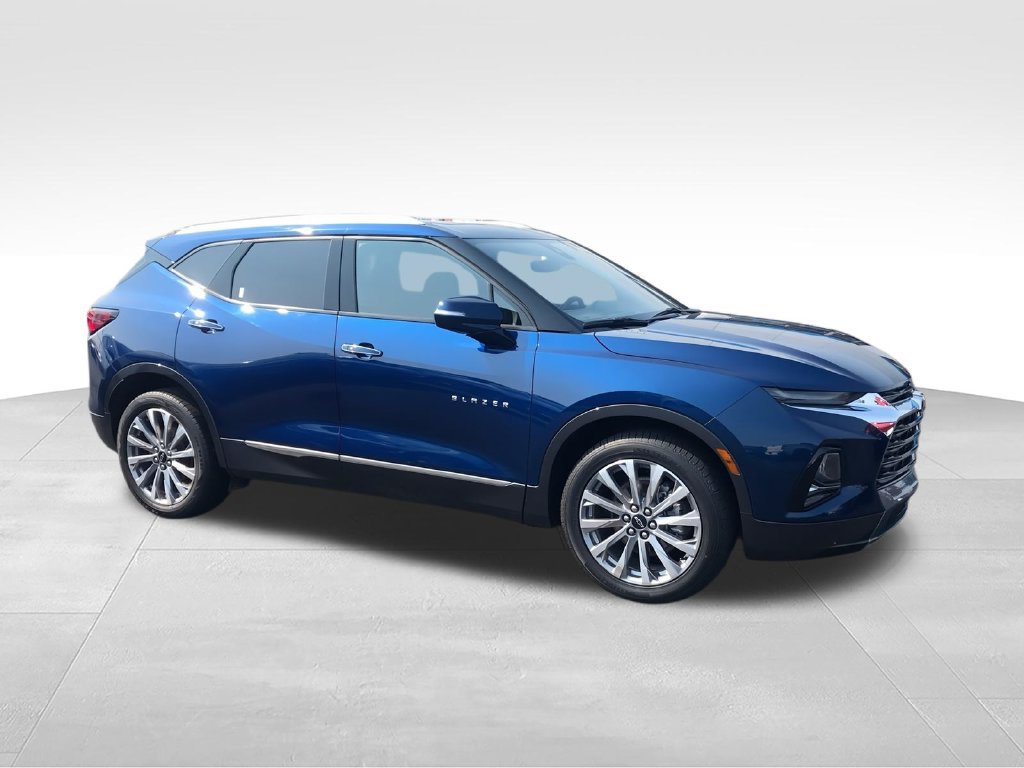 Used 2022 Chevrolet Blazer Premier w/ Enhanced Convenience Package AWD/4WD image 2