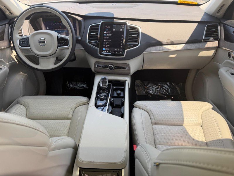 Certified 2024 Volvo XC90 B6 Ultimate w/ Protection Package Premier AWD/4WD image 12
