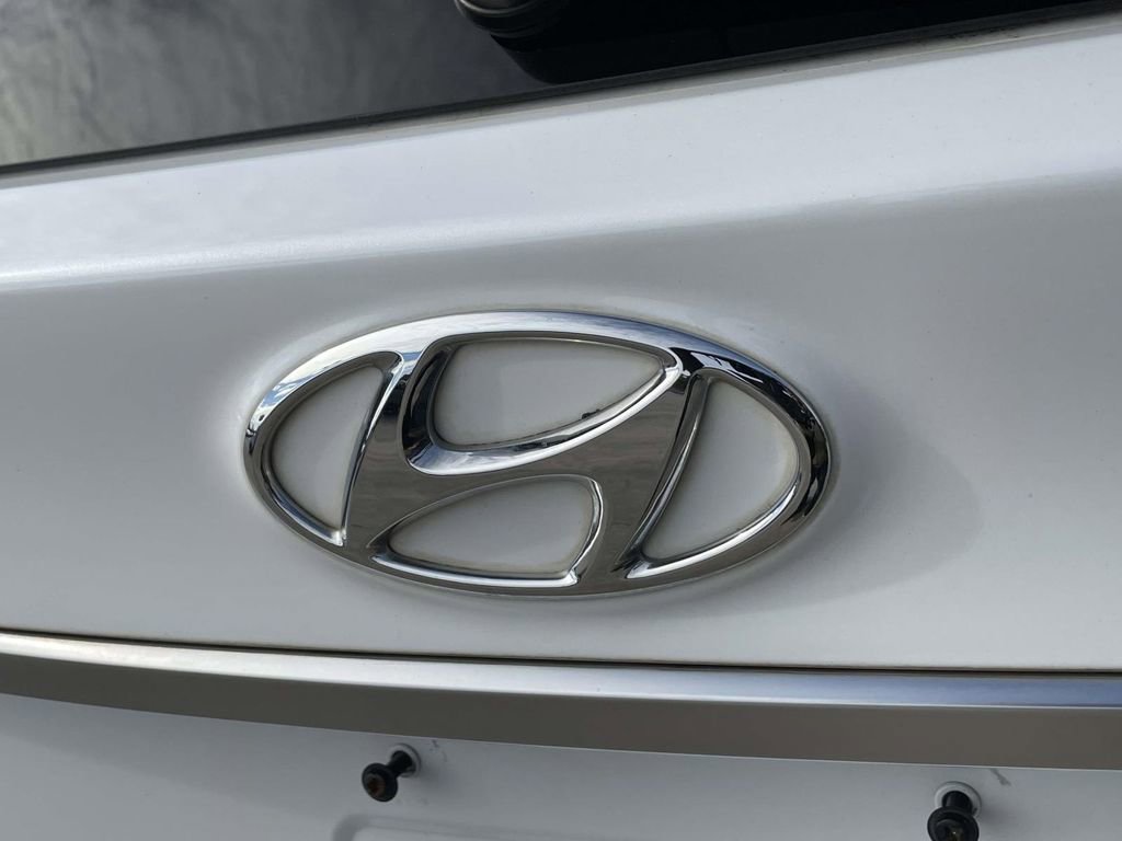 Used 2020 Hyundai Santa Fe SEL image 8