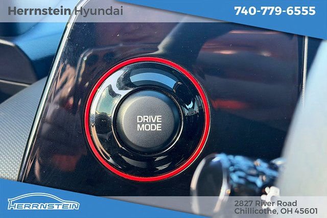 Used 2025 Hyundai Elantra N Line image 17