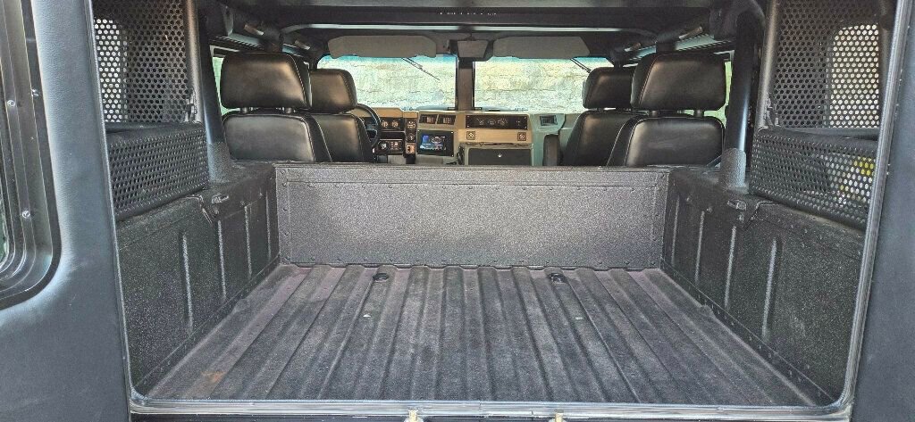Used 1998 HUMMER H1 4-Door Open Top image 19