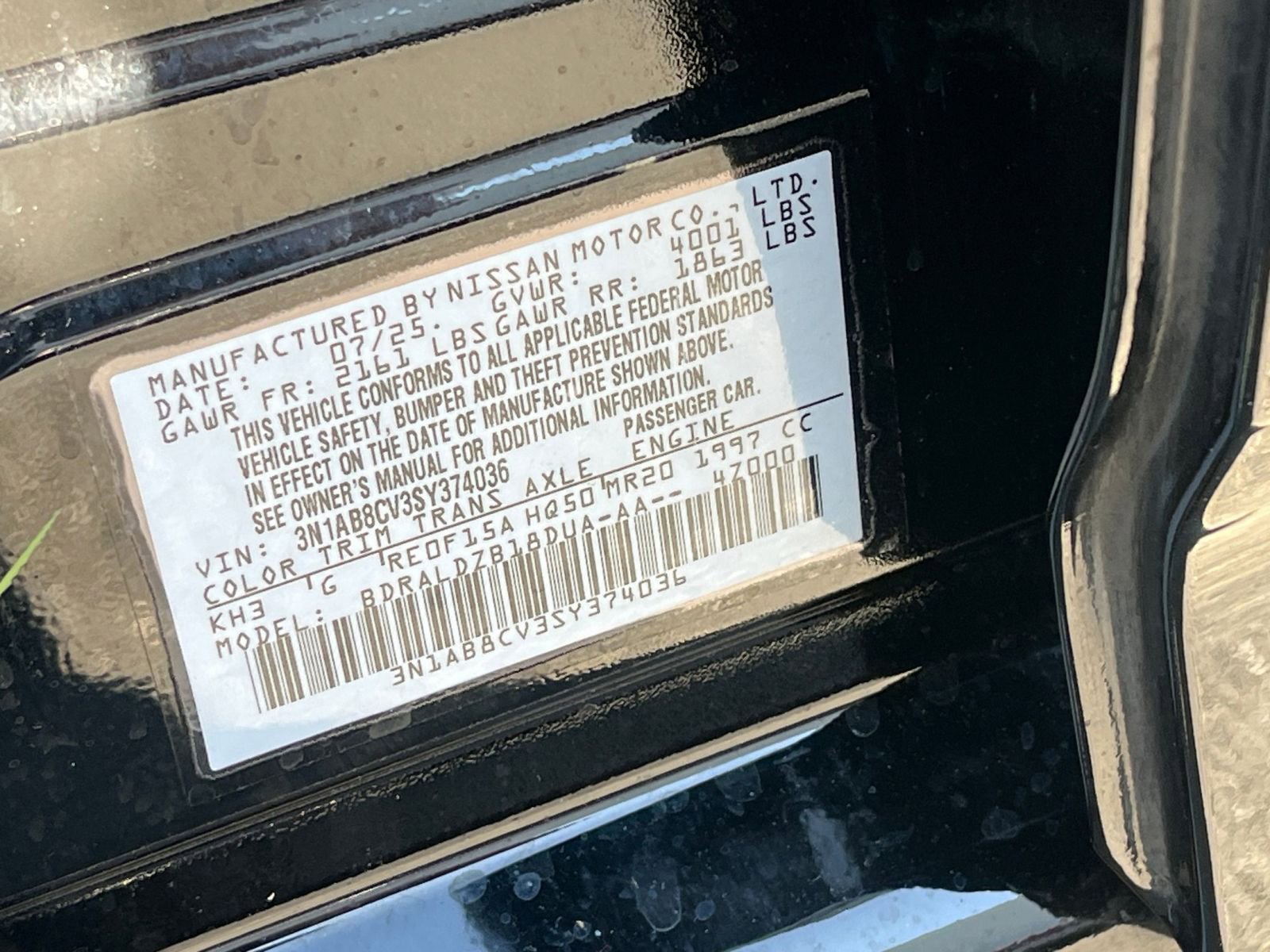 Used 2025 Nissan Sentra SV FWD image 28