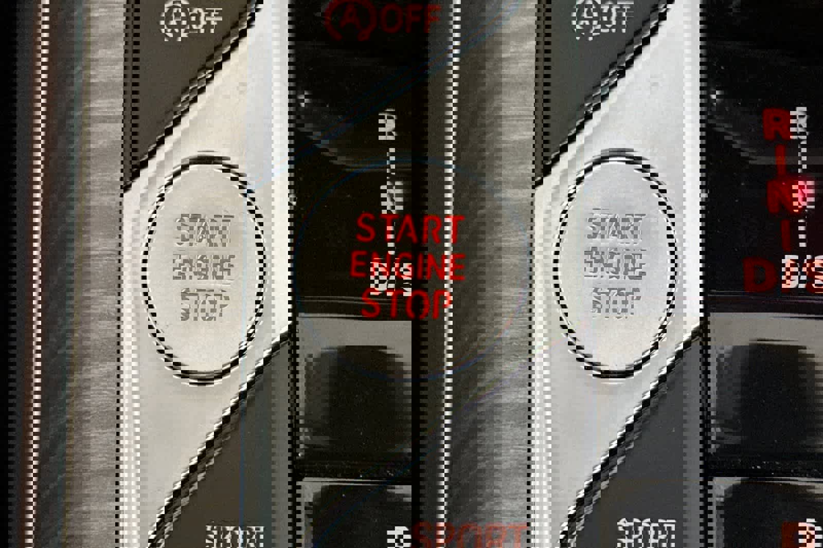 Used 2025 BMW 230i Coupe w/ Premium Package image 22