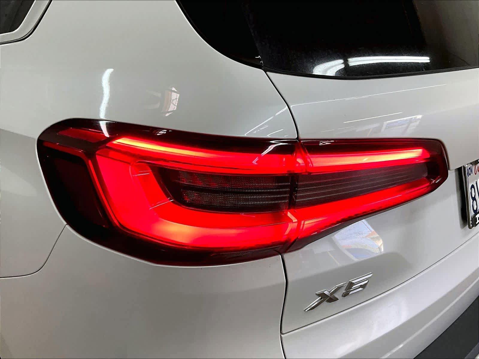 Used 2020 BMW X5 xDrive40i w/ Convenience Package AWD/4WD image 31