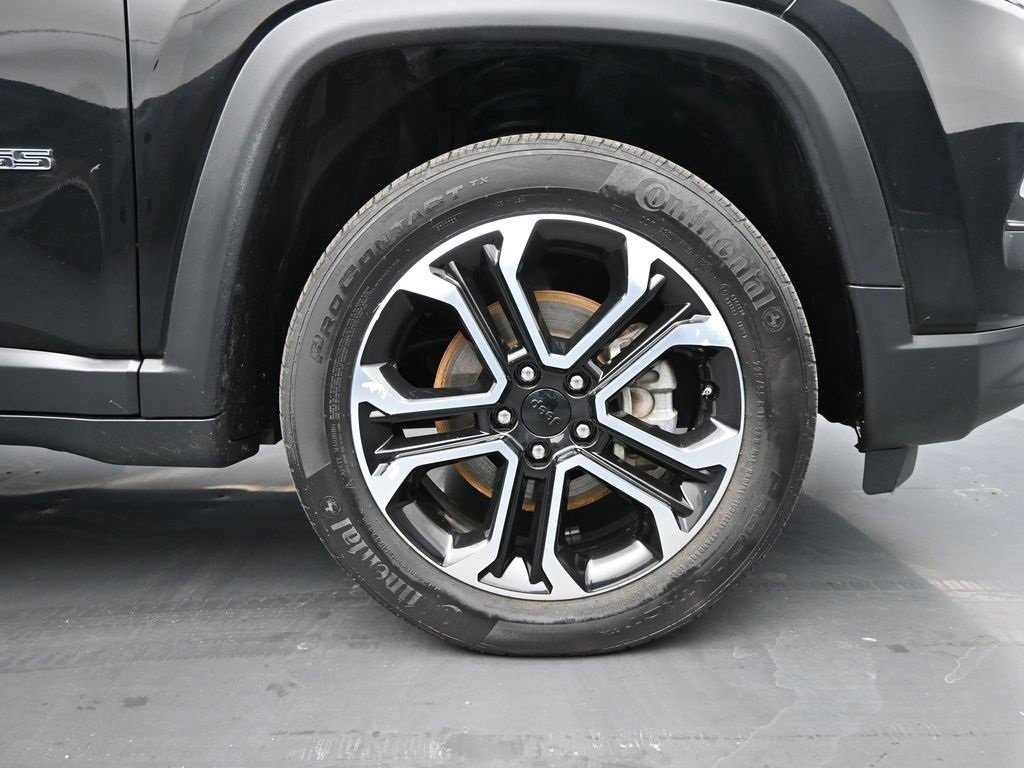 Used 2022 Jeep Compass Limited image 10