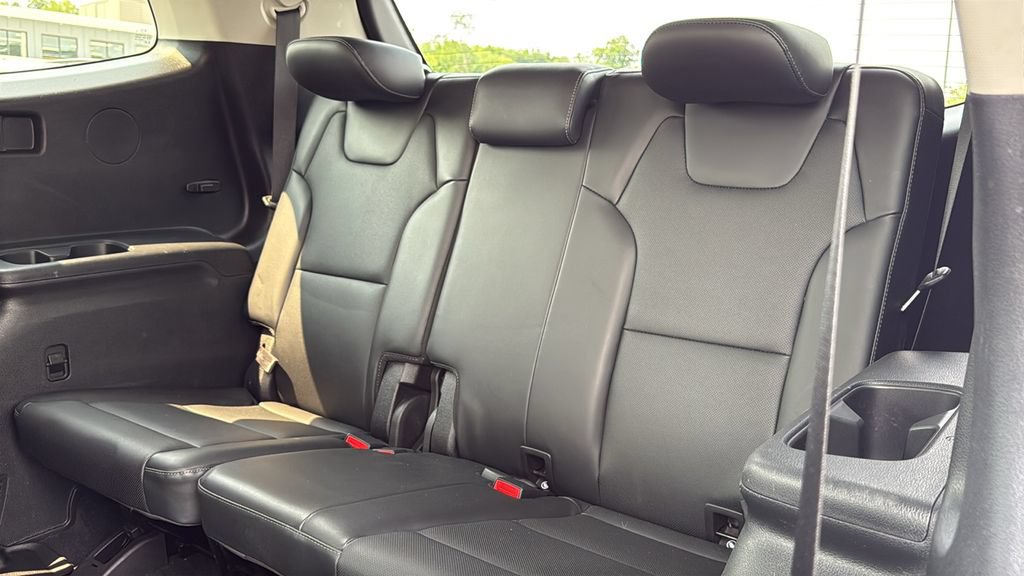 Used 2021 Kia Telluride S AWD/4WD image 28