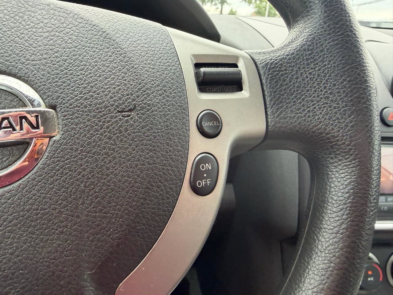 Used 2011 Nissan Rogue SV FWD image 47