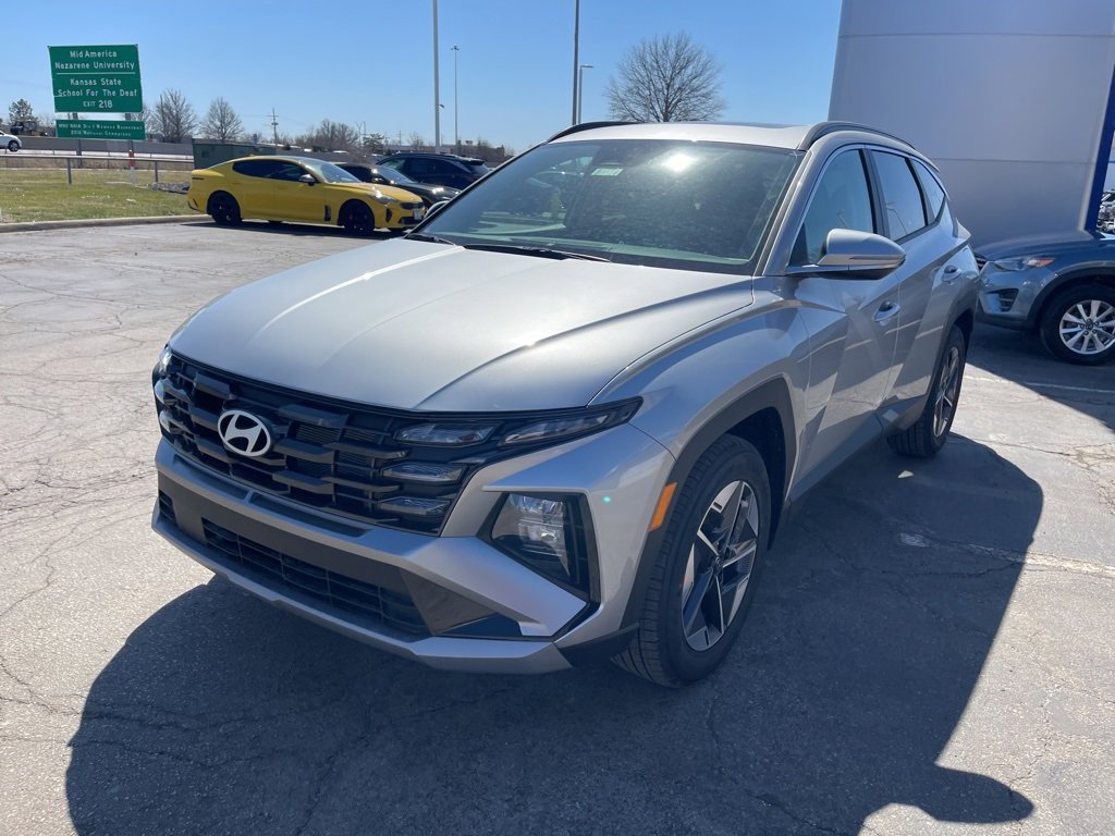 Certified 2025 Hyundai Tucson SEL image 2