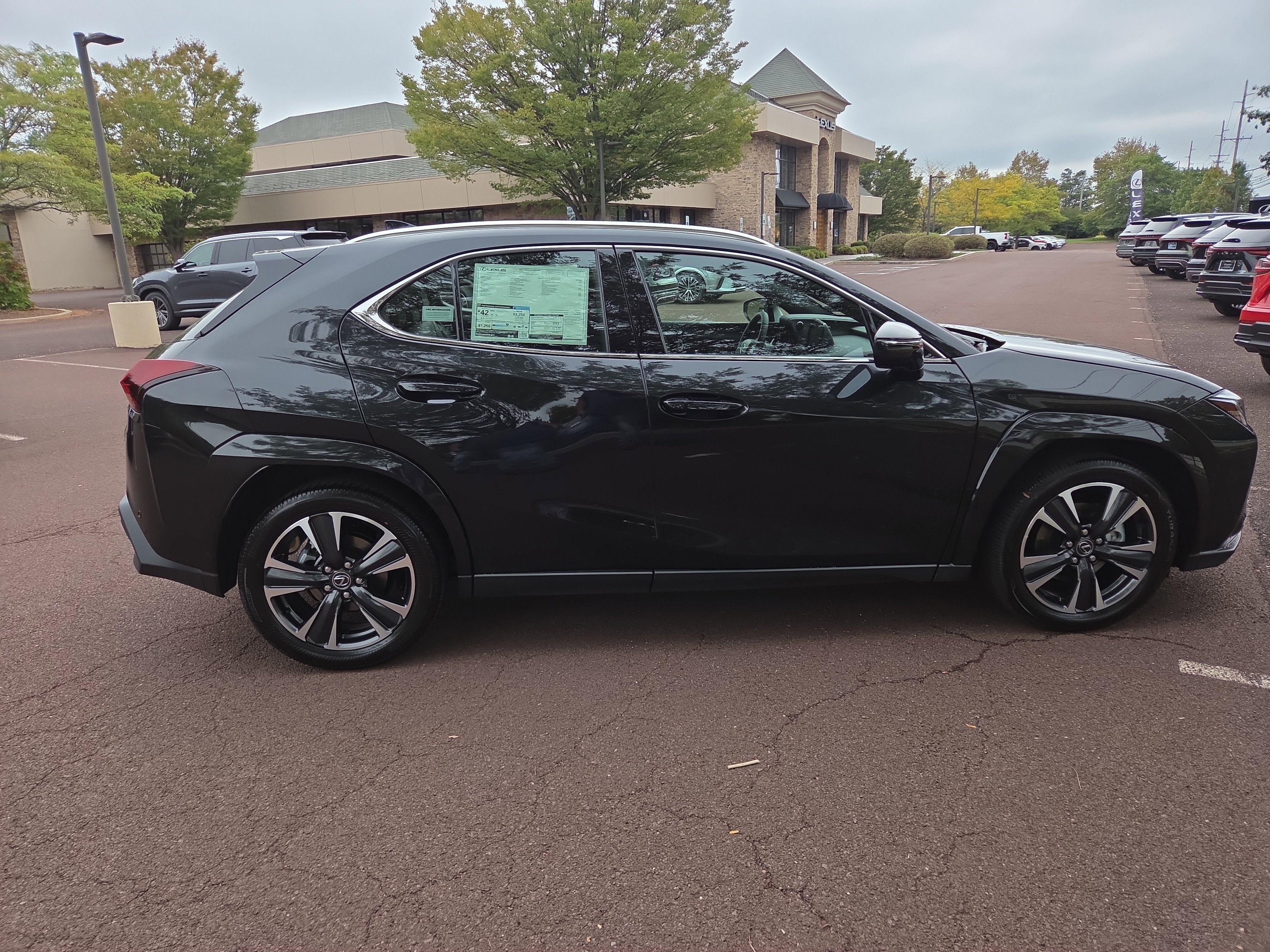 New 2025 Lexus UX 300h AWD image 2