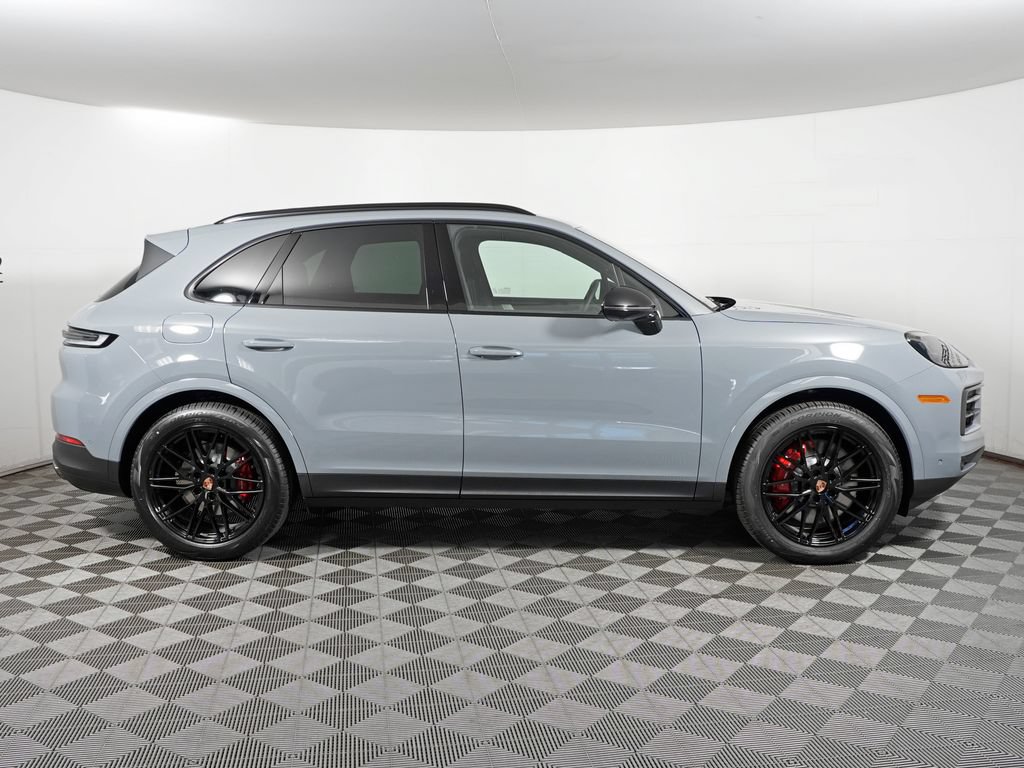 New 2026 Porsche Cayenne S AWD/4WD image 8